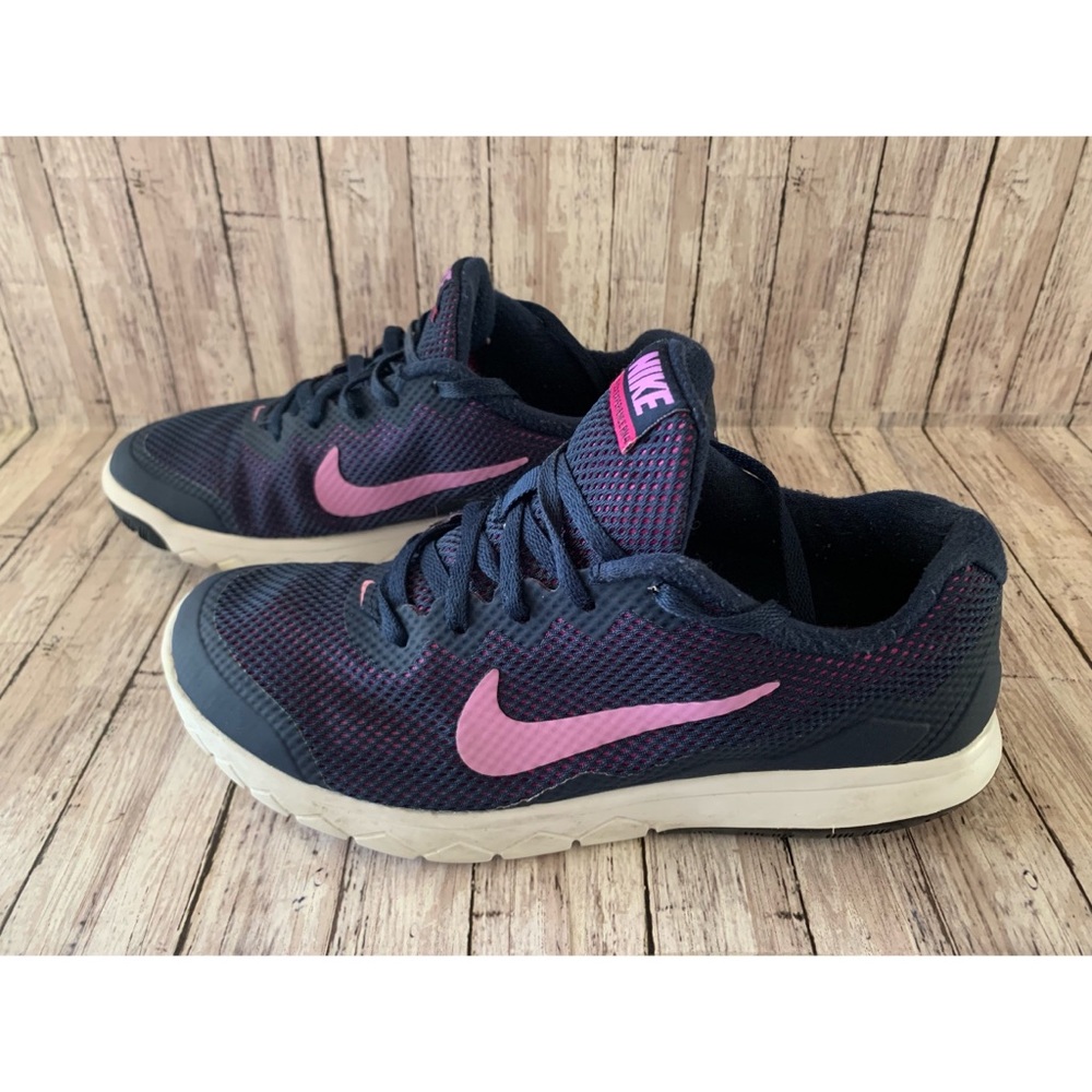 Nike Flex Experience size 7.5
